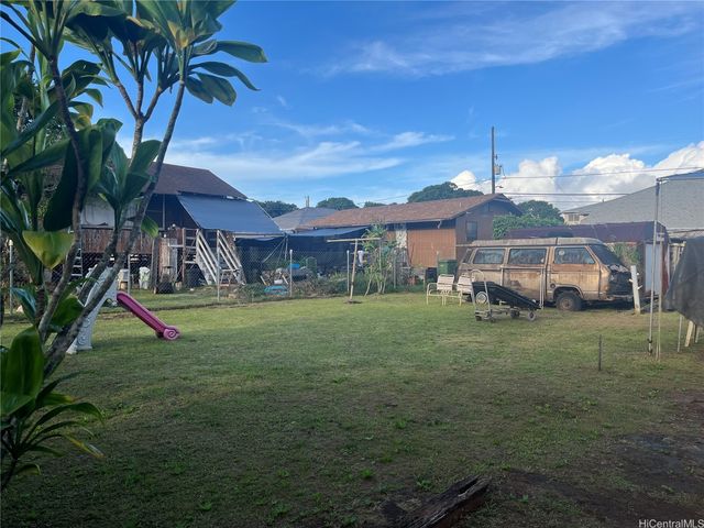 17 Ilima Street, Wahiawa, HI 96786