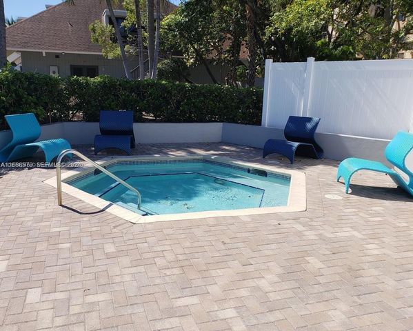 1470 NE 123rd Street A902, North Miami, FL 33161