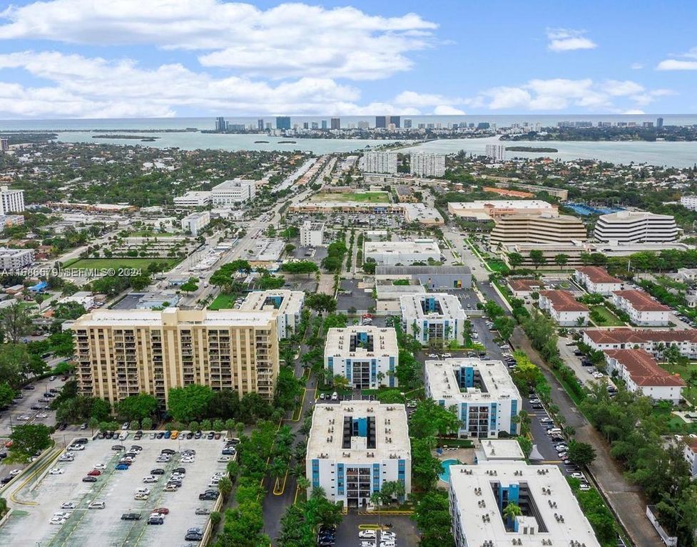 1470 NE 123rd Street A902, North Miami, FL 33161