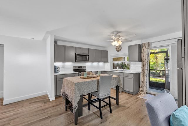 5314 NE 6 Avenue E20, Oakland Park, FL 33334