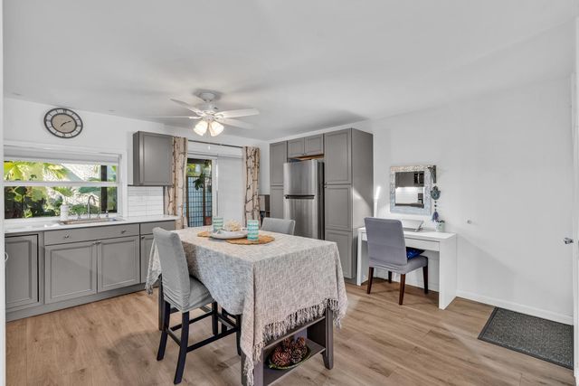 5314 NE 6 Avenue E20, Oakland Park, FL 33334