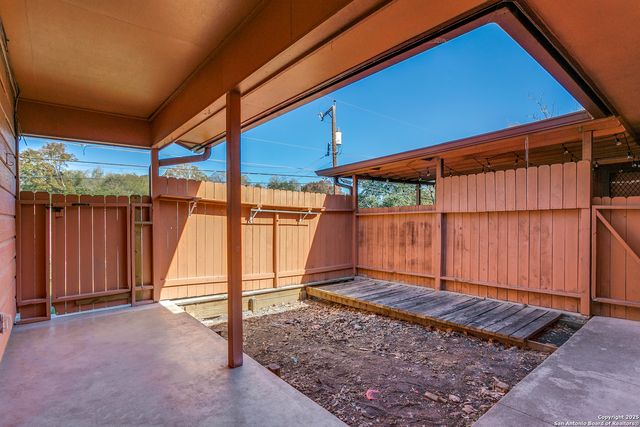 2913 Eisenhauer, San Antonio, TX 78209