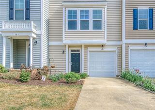 106 Prosperity CT, Williamsburg, VA 23188