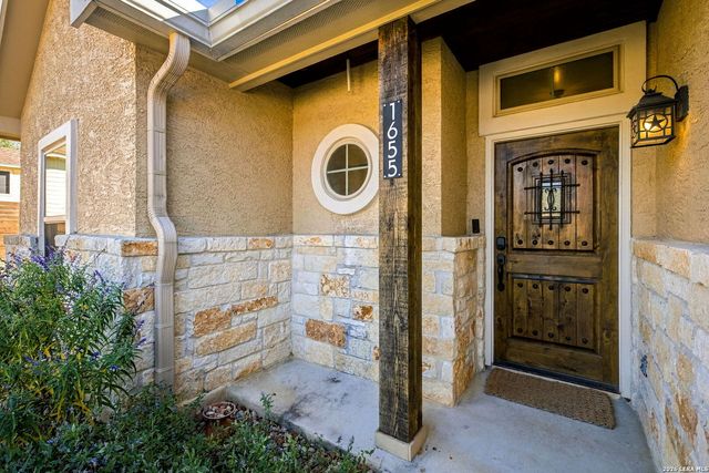 1655 Rocky Ridge Loop, Canyon Lake, TX 78133