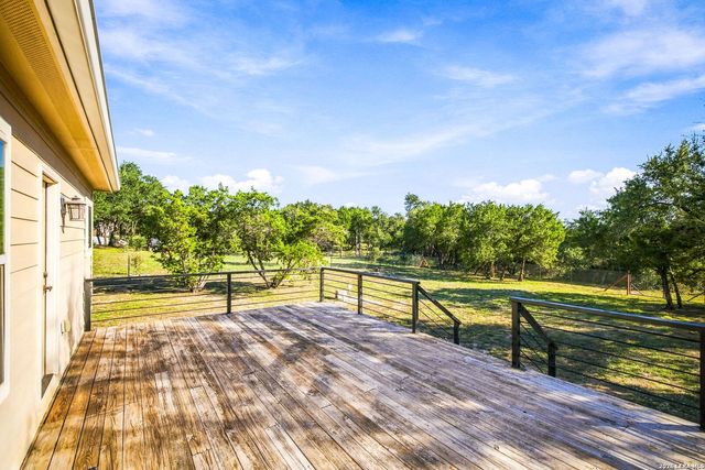 1655 Rocky Ridge Loop, Canyon Lake, TX 78133