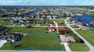 3325 NW 8th Terrace, Cape Coral, FL 33993