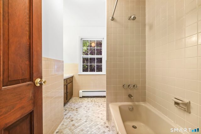 2 Golf View Circle, Stamford, CT 06905