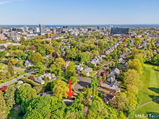 2 Golf View Circle, Stamford, CT 06905
