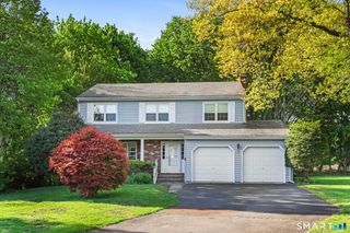 2 Golf View Circle, Stamford, CT 06905