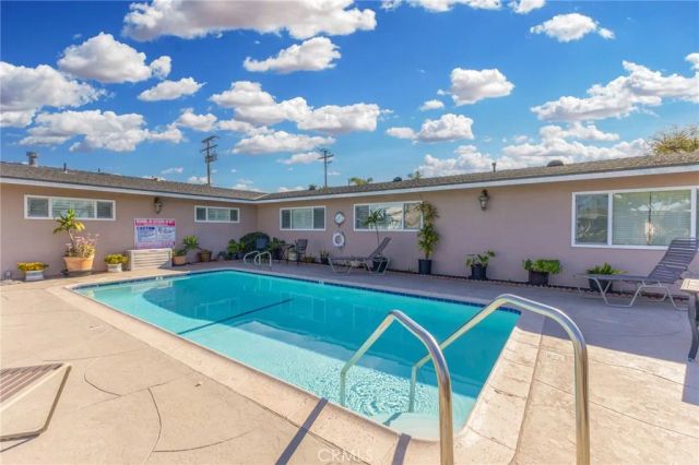 22221 Bloomfield 11, Cypress, CA 90630