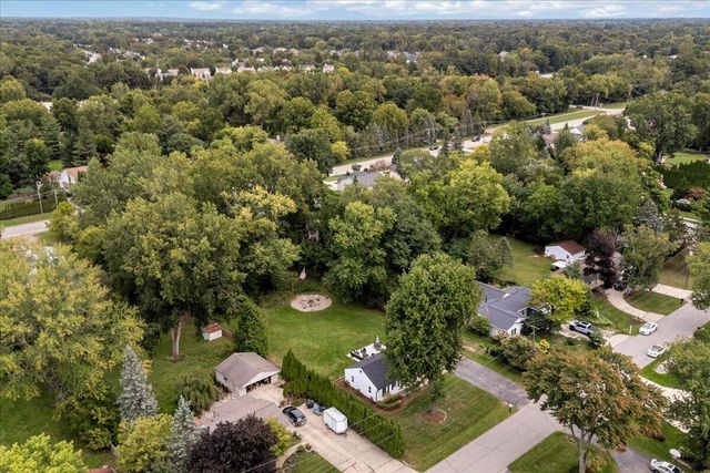 1429 Cadmus Drive, Troy, MI 48085