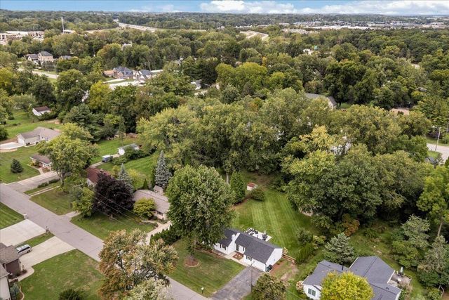 1429 Cadmus Drive, Troy, MI 48085