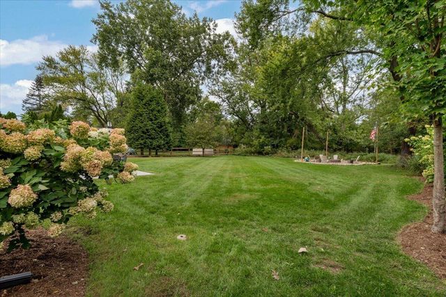 1429 Cadmus Drive, Troy, MI 48085