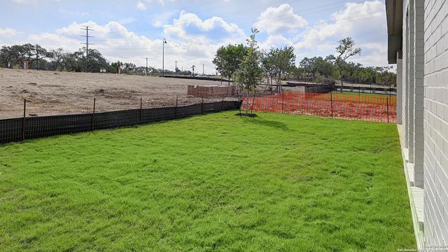 209 Hidalgo, Boerne, TX 78006