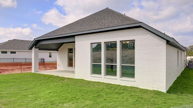 209 Hidalgo, Boerne, TX 78006