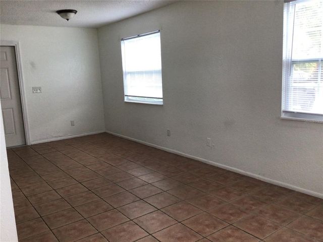 2820 OAKLAWN AVENUE, Largo, FL 33771