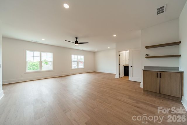19036 Newburg Hill Road 24, Davidson, NC 28036