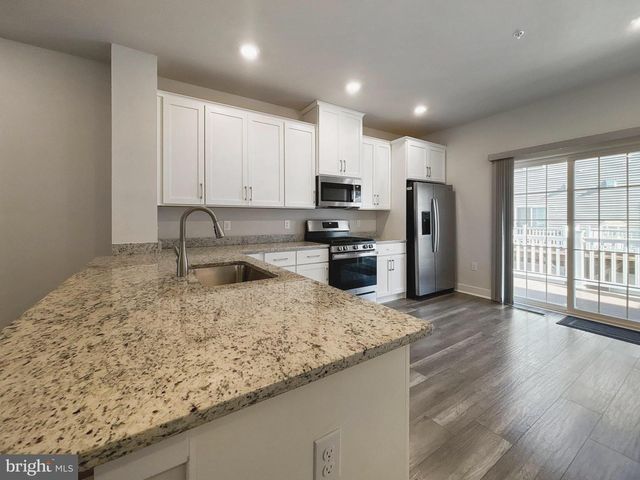 107 KING ST, Bensalem, PA 19020