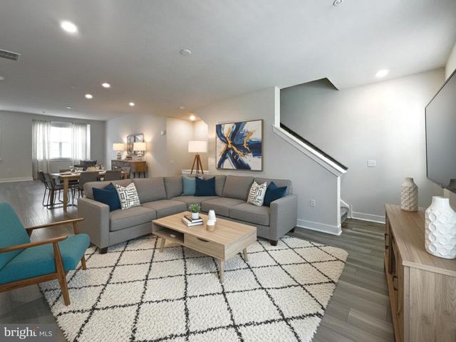 107 KING ST, Bensalem, PA 19020