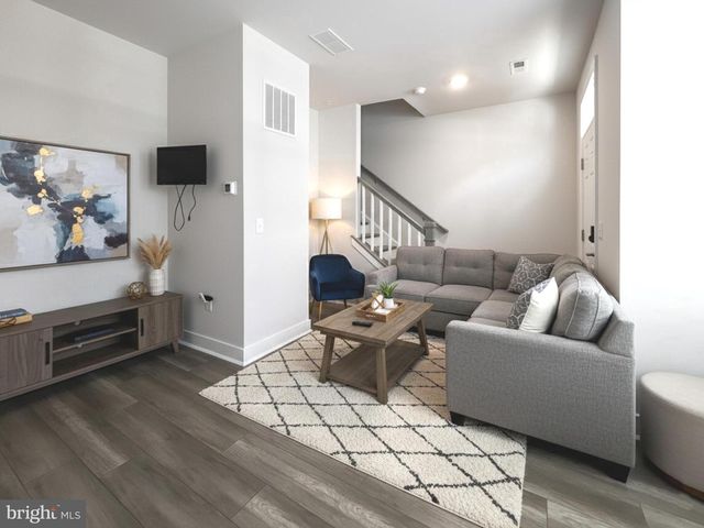 107 KING ST, Bensalem, PA 19020