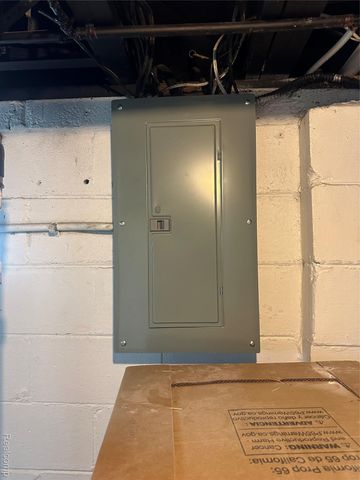 4803 Mildred Street, Wayne, MI 48184