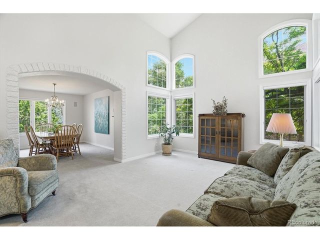 2334 S Union Ct, Lakewood, CO 80228