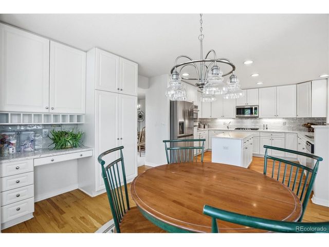2334 S Union Ct, Lakewood, CO 80228