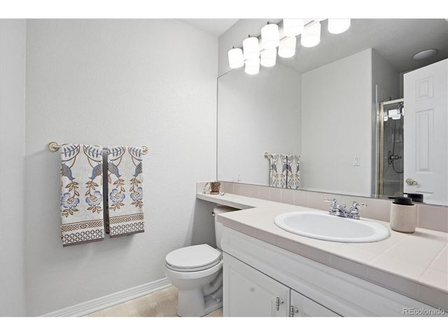 2334 S Union Ct, Lakewood, CO 80228