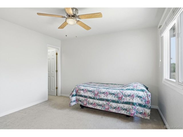 2334 S Union Ct, Lakewood, CO 80228