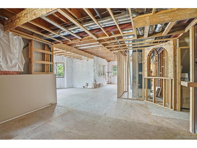 2334 S Union Ct, Lakewood, CO 80228
