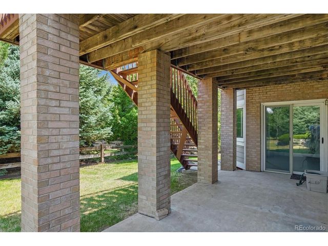 2334 S Union Ct, Lakewood, CO 80228