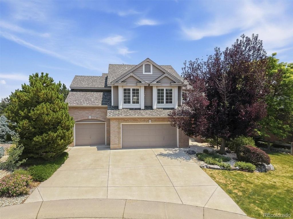 2334 S Union Ct, Lakewood, CO 80228