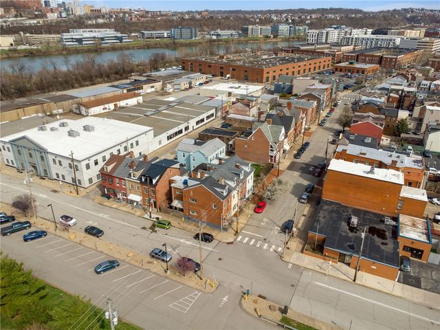 2303 Sidney St, South Side, PA 15203