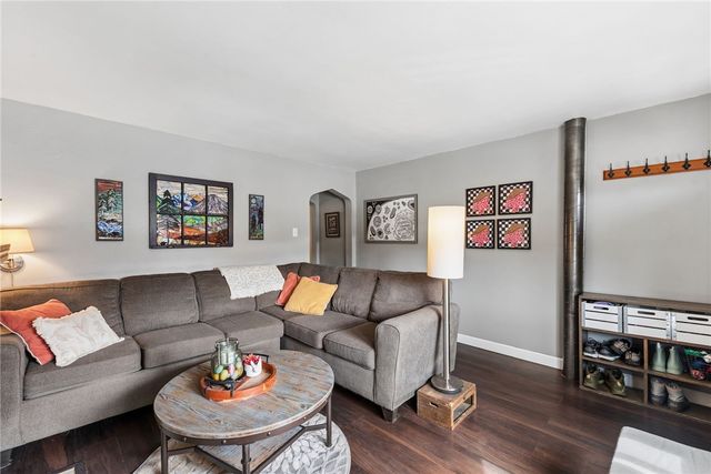 2303 Sidney St, South Side, PA 15203