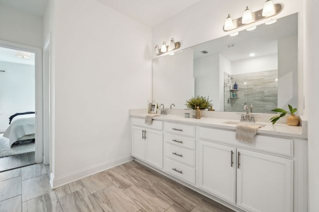 3703 Shady Forest Dr, Murfreesboro, TN 37128