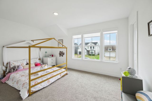 3703 Shady Forest Dr, Murfreesboro, TN 37128