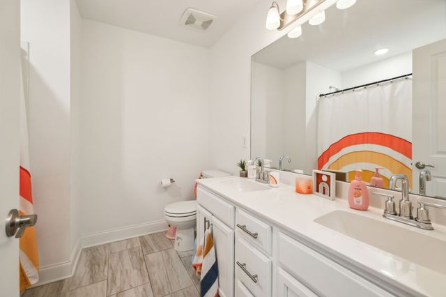 3703 Shady Forest Dr, Murfreesboro, TN 37128