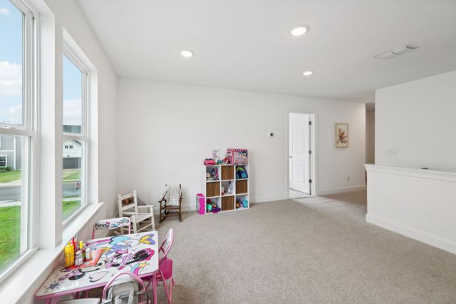 3703 Shady Forest Dr, Murfreesboro, TN 37128