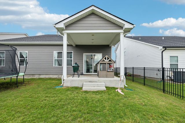 3703 Shady Forest Dr, Murfreesboro, TN 37128