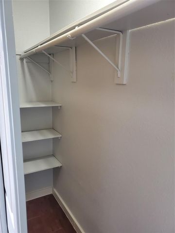 807 Fernwood CV, Round Rock, TX 78664