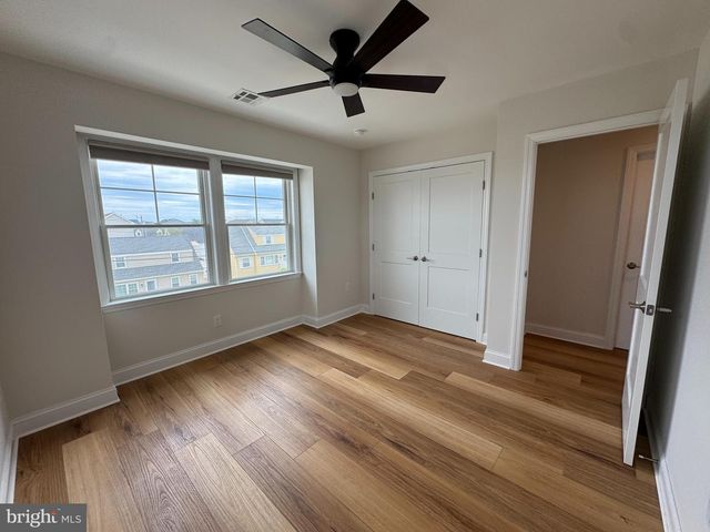 14 W BAYBERRY DR, Long Beach Township, NJ 08008