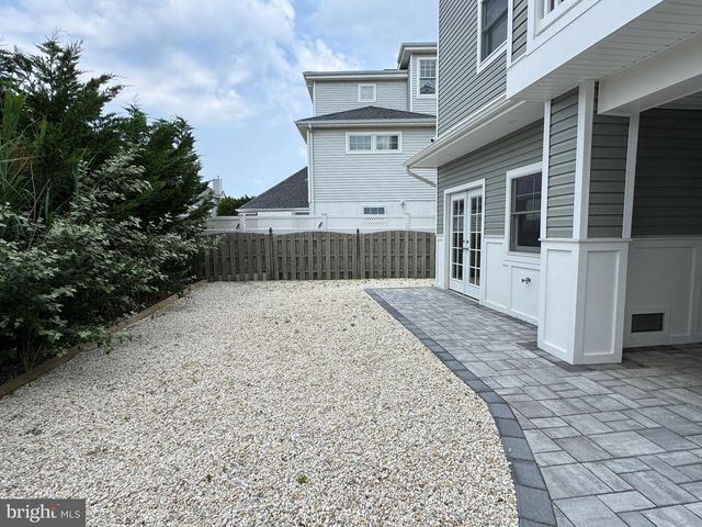 14 W BAYBERRY DR, Long Beach Township, NJ 08008