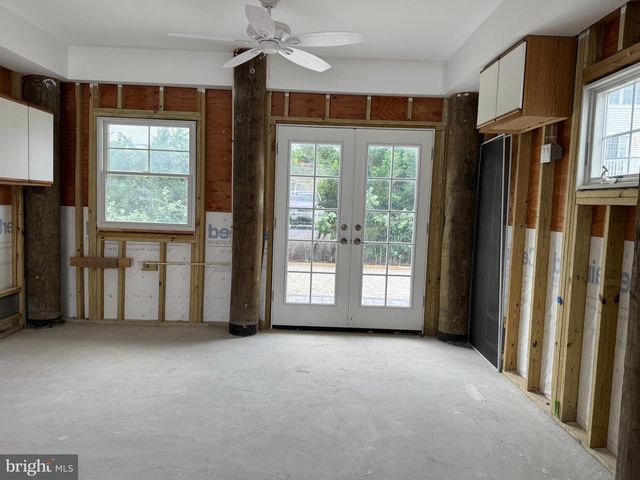 14 W BAYBERRY DR, Long Beach Township, NJ 08008