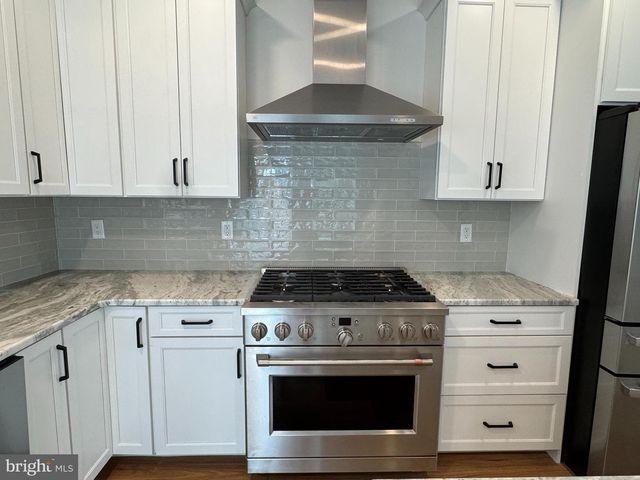 14 W BAYBERRY DR, Long Beach Township, NJ 08008