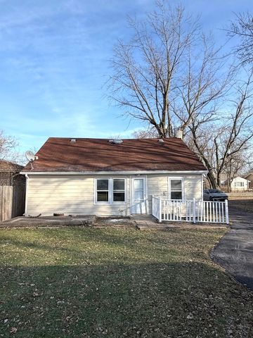 38 N Rebecca Street, Glenwood, IL 60425