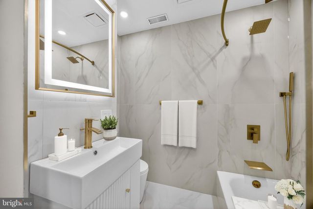 2937 ARAMINGO AVE, Philadelphia, PA 19134