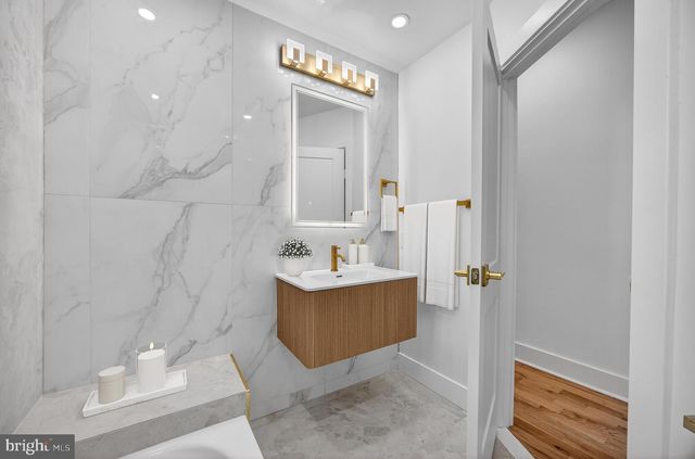 2937 ARAMINGO AVE, Philadelphia, PA 19134