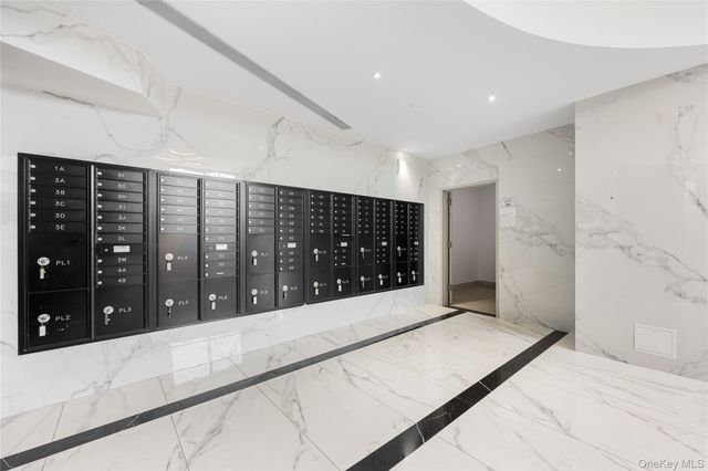 70-65 Queens Boulevard 4C, Woodside, NY 11377