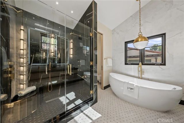 2460 Cumberland, San Marino, CA 91108