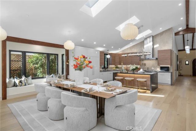 2460 Cumberland, San Marino, CA 91108